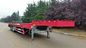 3 Semi de Aanhangwagen Rode Kleur van het as Lage Bed met Zelfleidingsassen en Hydraulische Hellingen