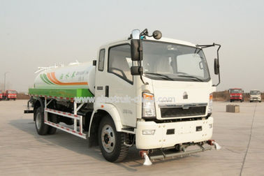 Van de het Watersproeier van LHD/van RHD 4X2 5CBM het Type van de Vrachtwagendiesel Grootte 5995 X 2050 X 2350mm