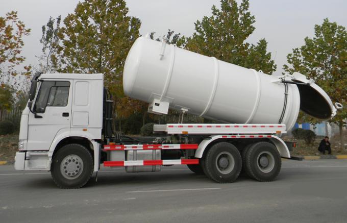 De Vrachtwagen van de de Rioleringszuiging van 20CBM LHD 336HP met Tijdbesparende Vacuümpomp